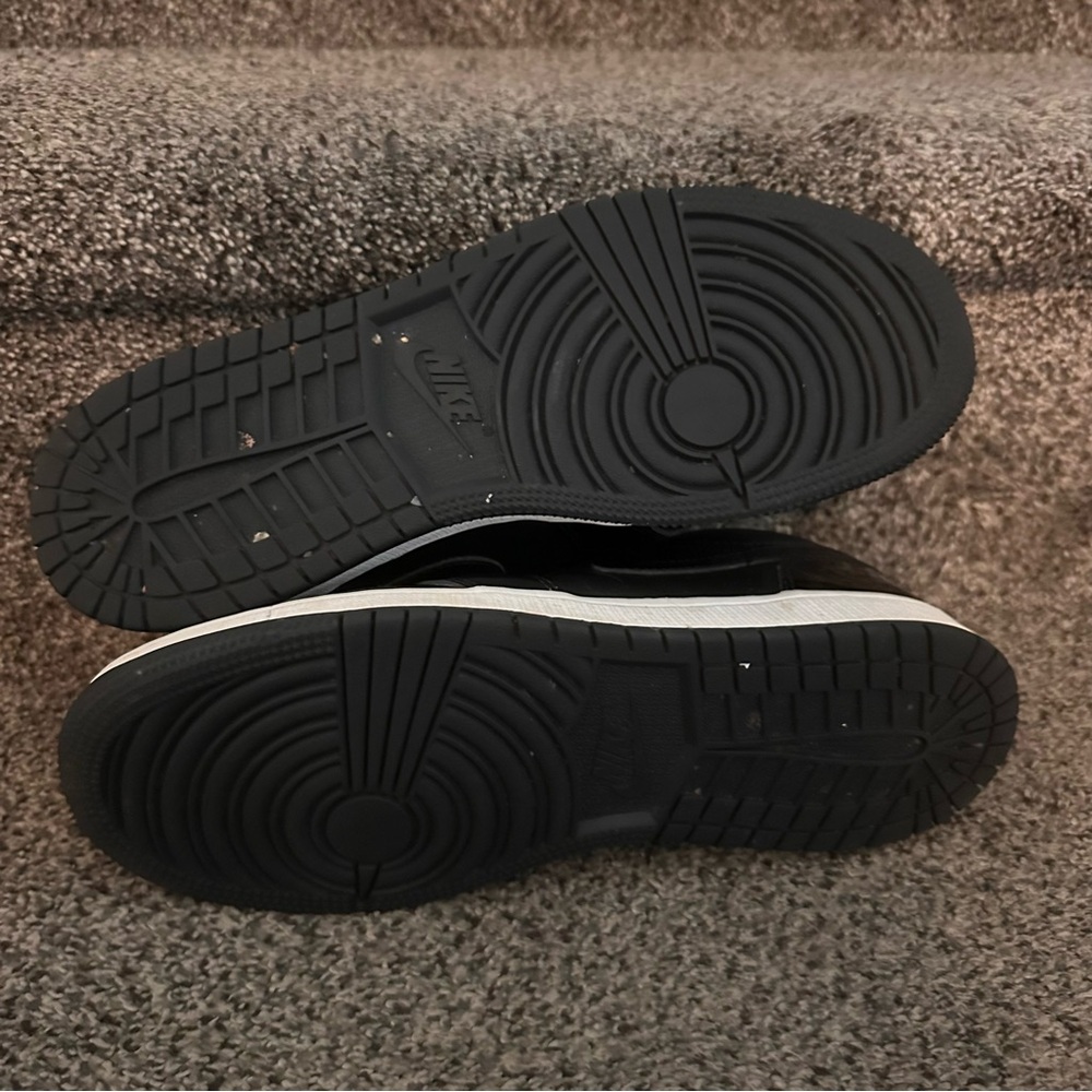 Air Jordan Boy’s Sneakers - Picture 10 of 10